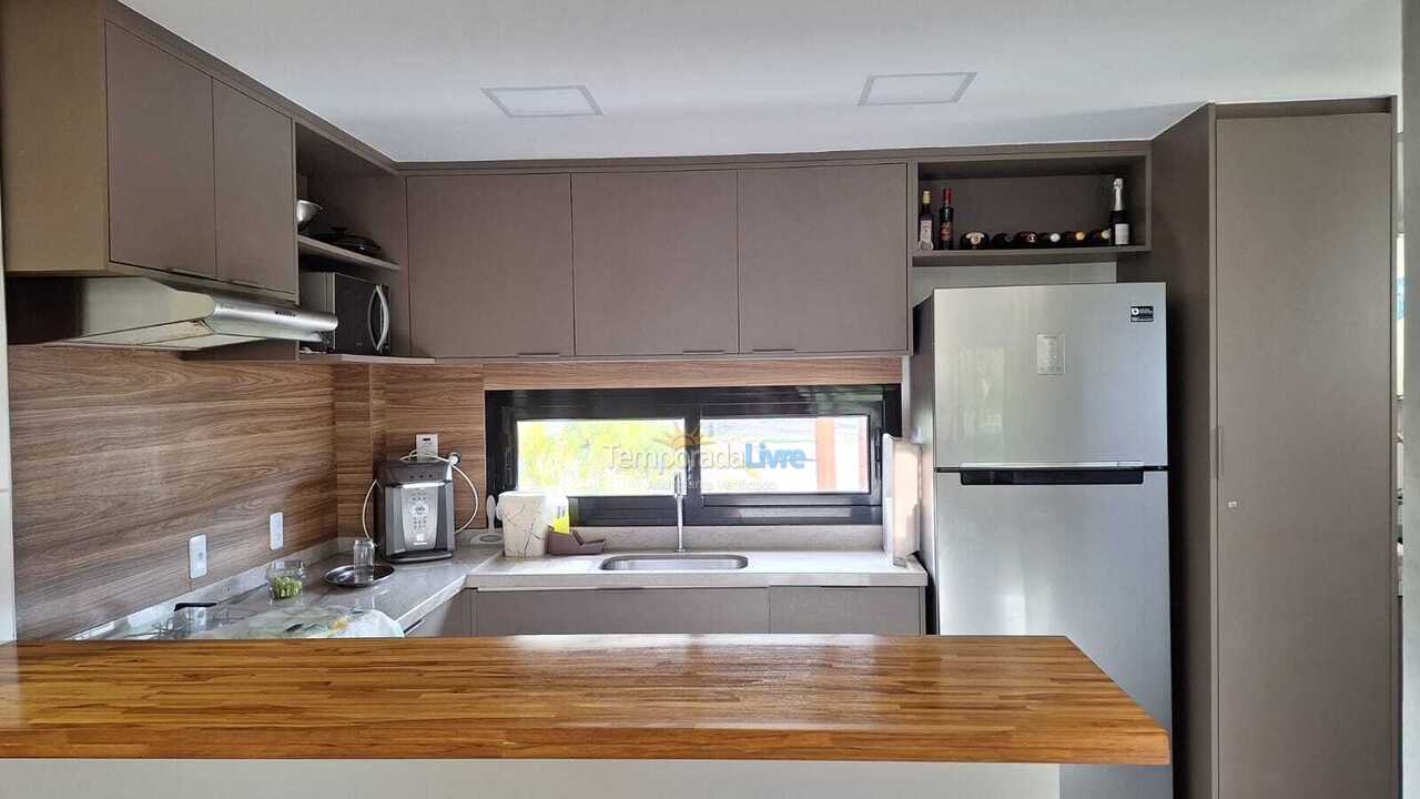 Apartamento para alquiler de vacaciones em Mata de São João (Praia do Forte)