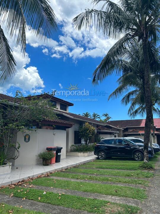 Casa para aluguel de temporada em São Sebastião (Maresias)