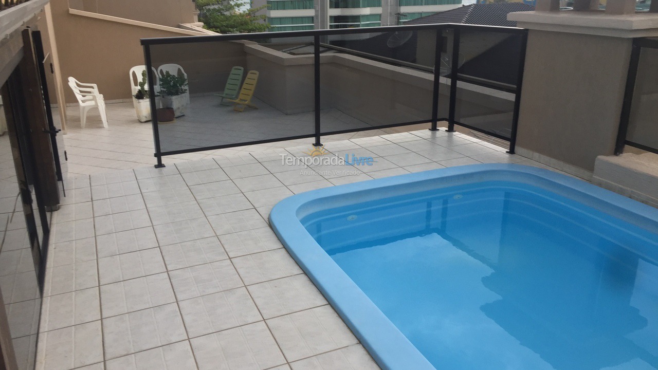 Apartamento para aluguel de temporada em Bombinhas (Praia de Bombas)