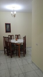 Alquilo casa por temporada Maranduba