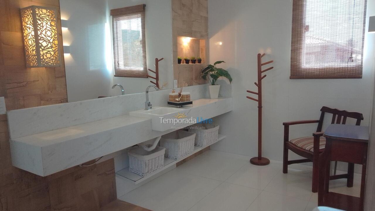 Casa para alquiler de vacaciones em Camaçari (Praia de Guarajuba)