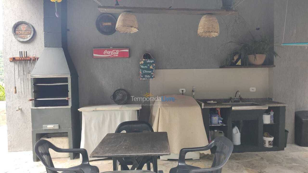 House for vacation rental in Caraguatatuba (Praia da Cocanha)