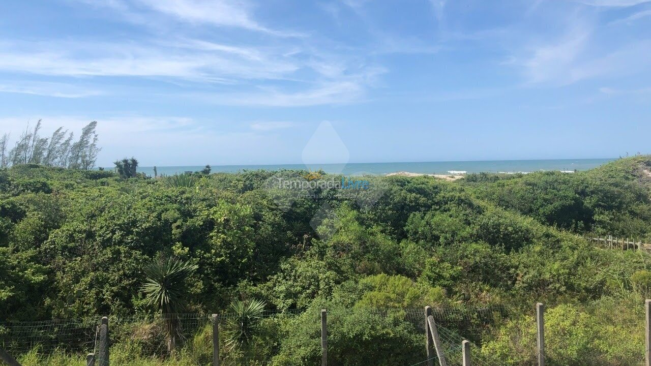 Casa para aluguel de temporada em Garopaba (Praia da Ferrugem)