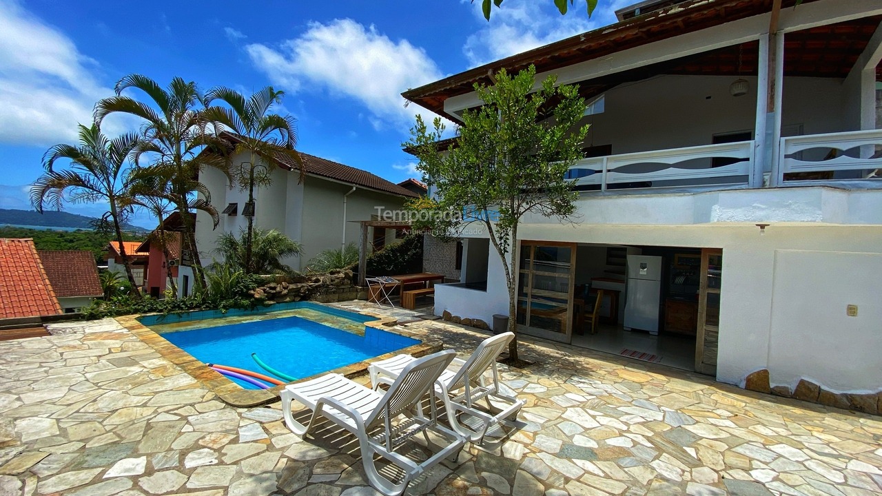 Casa para alquiler de vacaciones em Ubatuba (Pereque Açu)