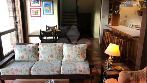 Casa com piscina p/ 6 pessoas na Praia da Ferrugem em Garopaba/SC