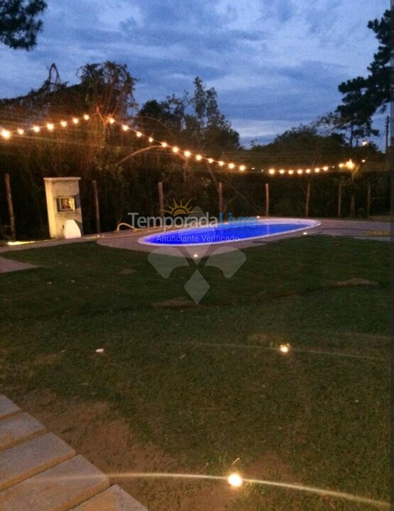 Casa para aluguel de temporada em Garopaba (Praia da Ferrugem)