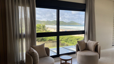 NEW SEASIDE APARTMENT 3 SUITES!