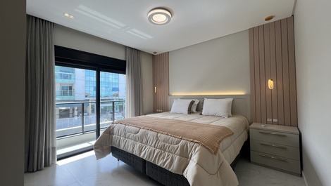 NEW SEASIDE APARTMENT 3 SUITES!