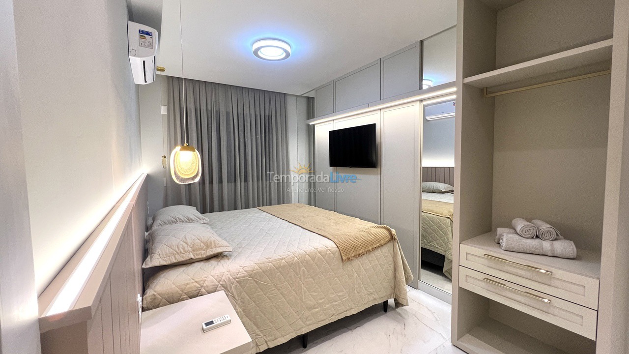 Apartamento para aluguel de temporada em Bombinhas (Canto Grande)