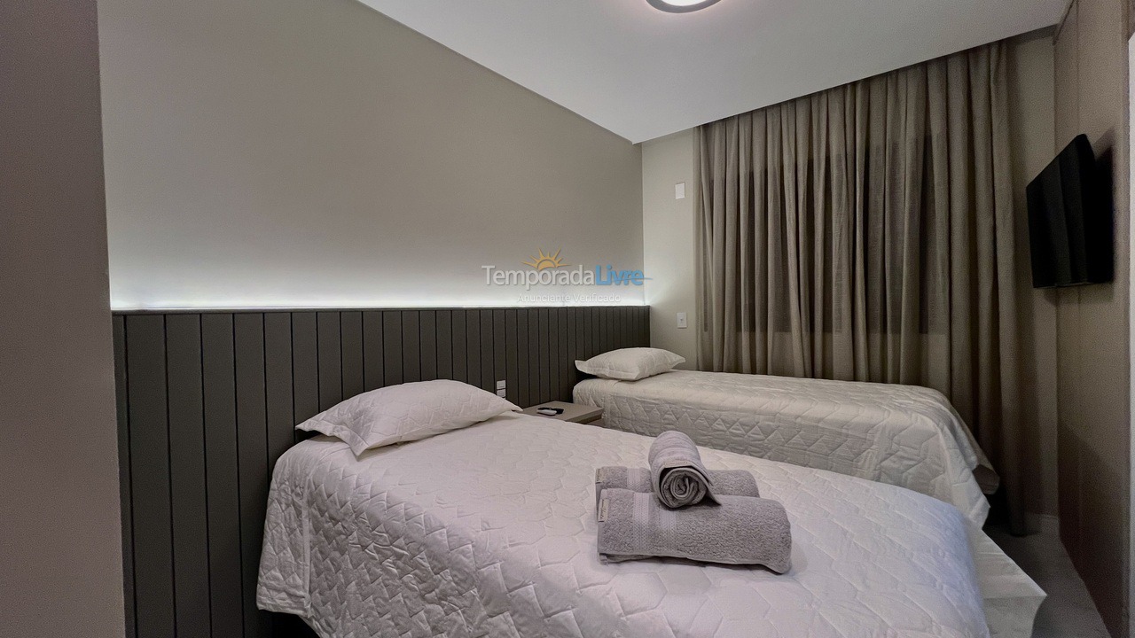 Apartamento para aluguel de temporada em Bombinhas (Canto Grande)