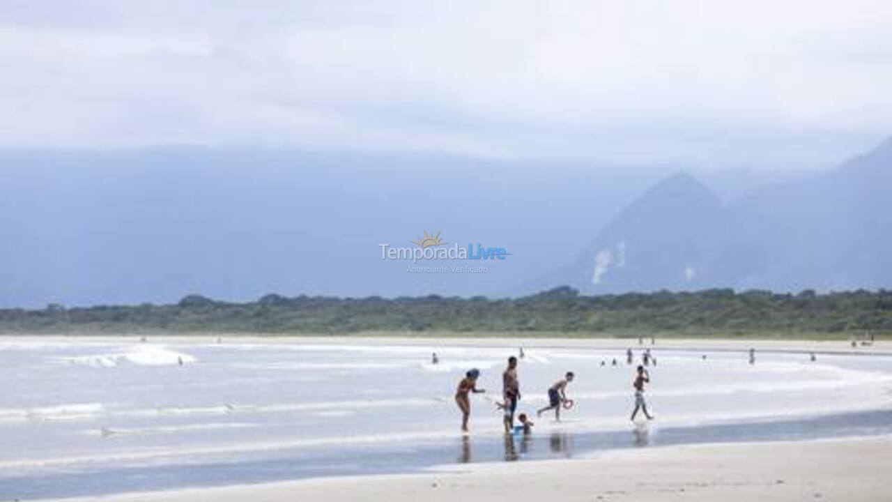 Casa para alquiler de vacaciones em São Sebastião (Praia da Boracéia)