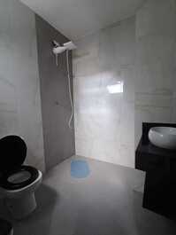 Casa confortável com piscina, não alugamos pra jovens.