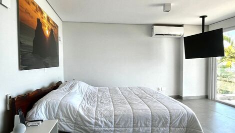 CASA EN LA ARENA DE PLAYA JUQUEHY