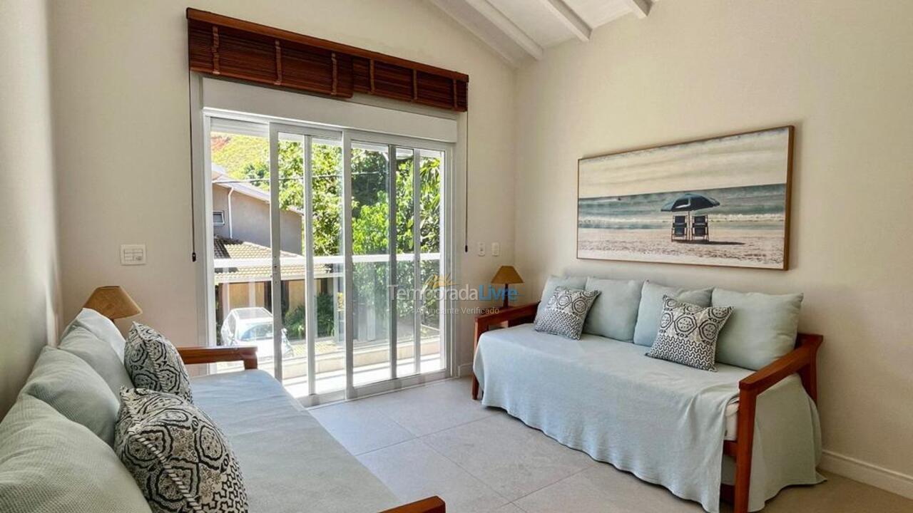 House for vacation rental in São Sebastião (Praia da Baleia)