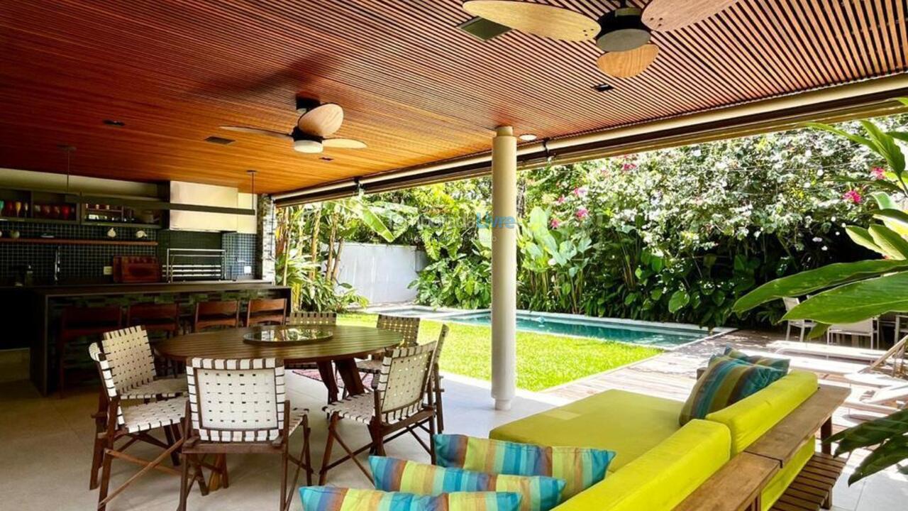 Casa para alquiler de vacaciones em São Sebastião (Praia da Baleia)