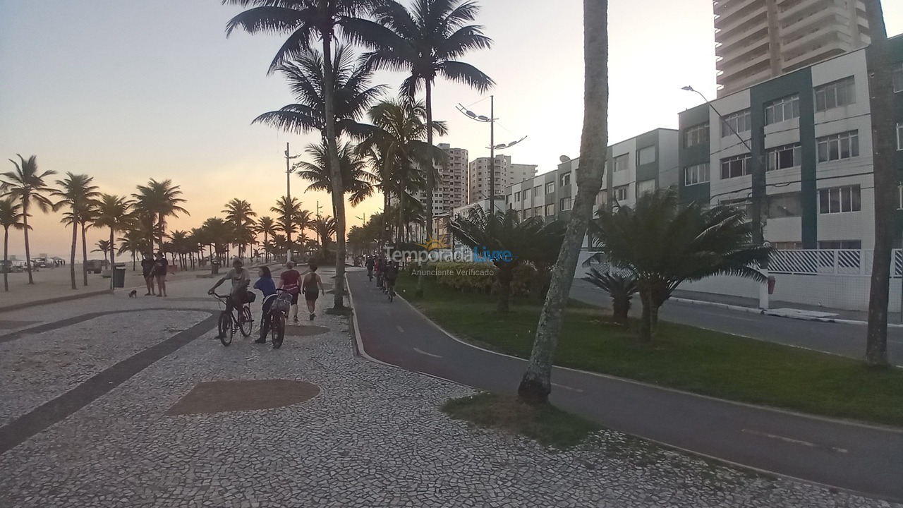 Apartamento para alquiler de vacaciones em Praia Grande (Vila Tupi)