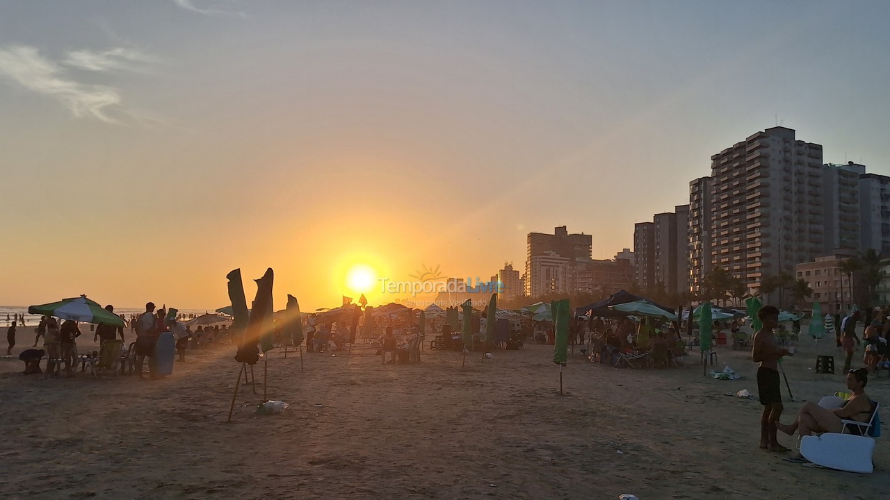 Apartamento para alquiler de vacaciones em Praia Grande (Vila Tupi)