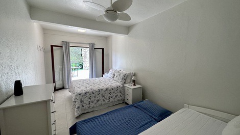 Casa disponível para locação de carnaval com vista para o mar.