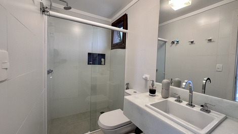 Casa disponível para locação de carnaval com vista para o mar.