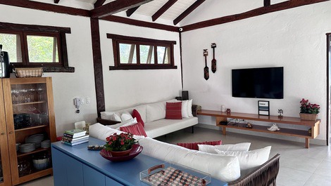 Casa disponível para locação de carnaval com vista para o mar.