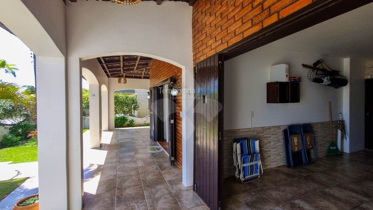 Casa para alquiler de vacaciones em Garopaba (Centro)
