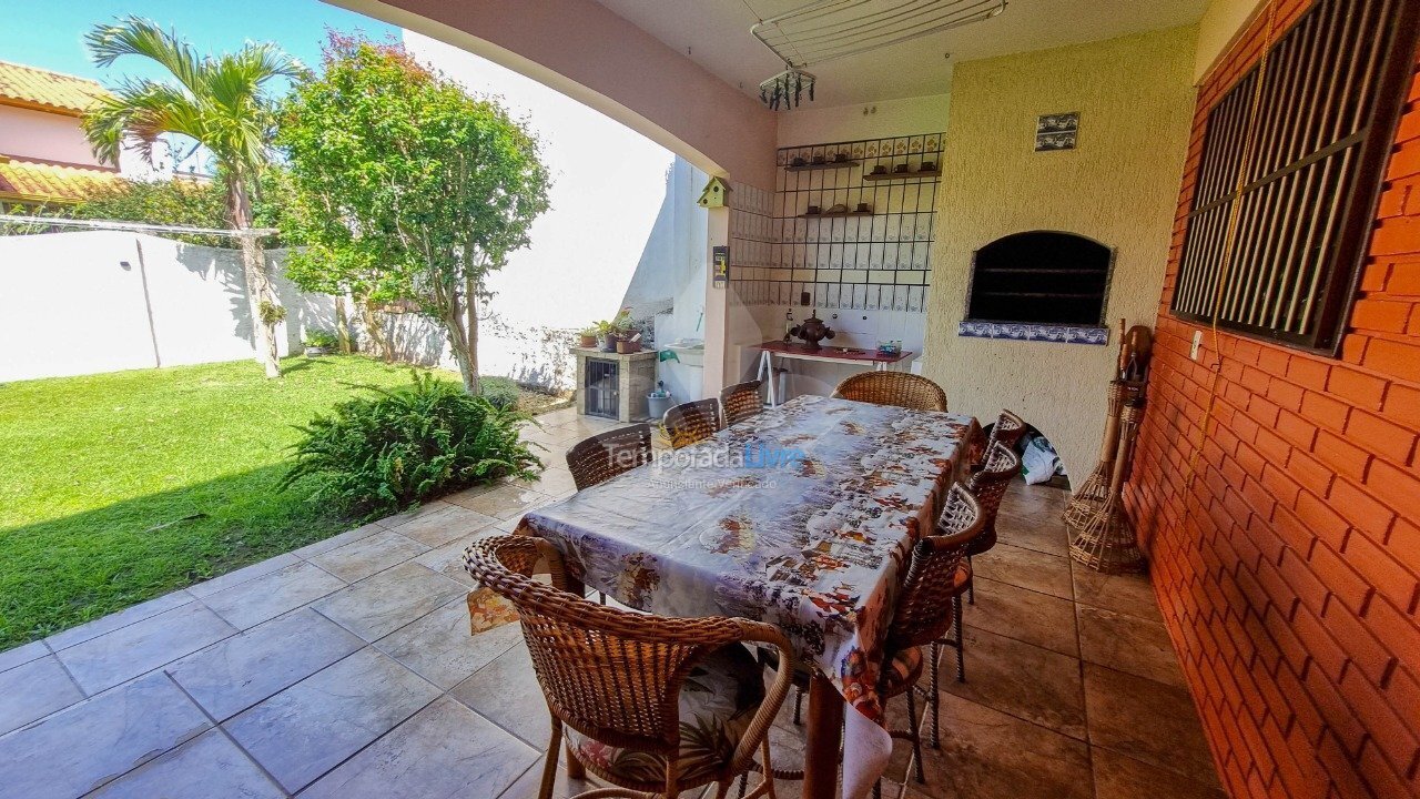 Casa para alquiler de vacaciones em Garopaba (Centro)