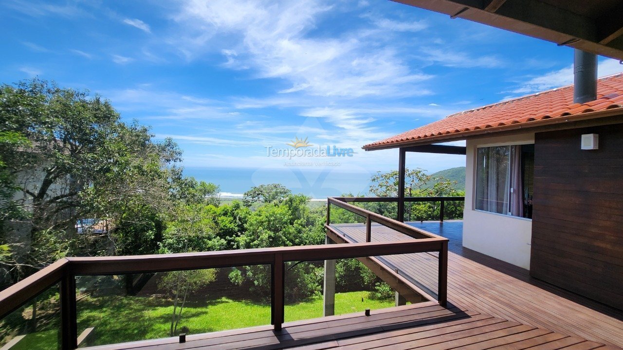 Casa para aluguel de temporada em Garopaba (Praia do Silveira)