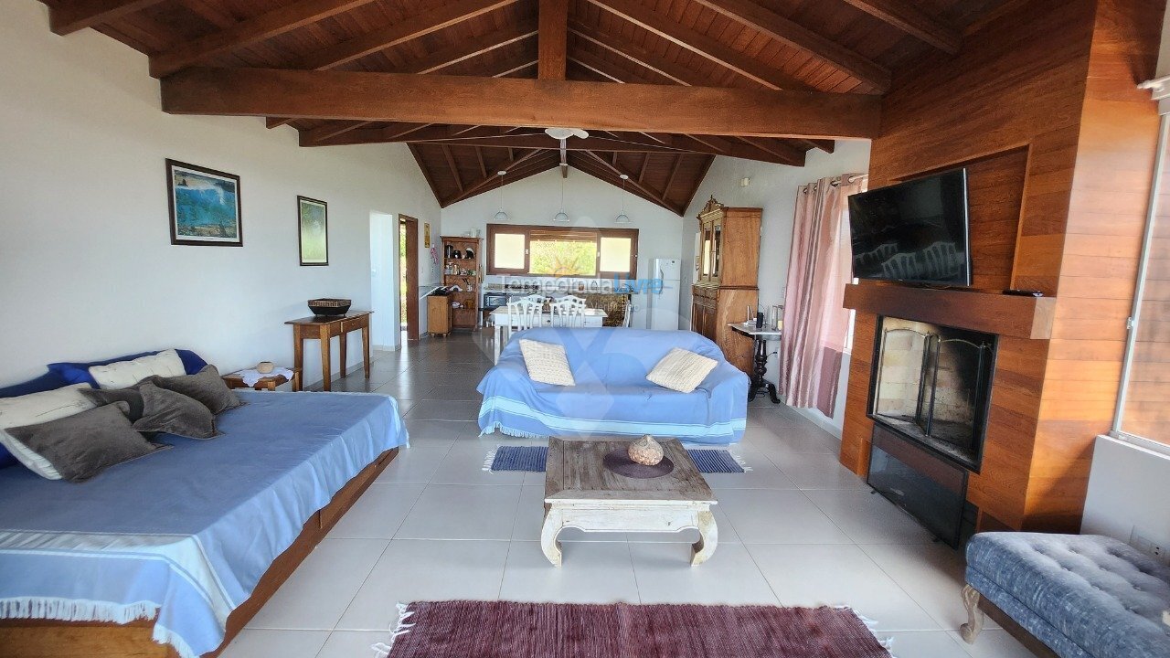 Casa para aluguel de temporada em Garopaba (Praia do Silveira)