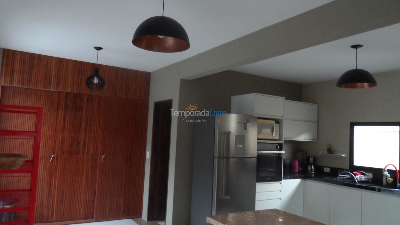 Casa para alquiler de vacaciones em São Sebastião (Boiçucanga)