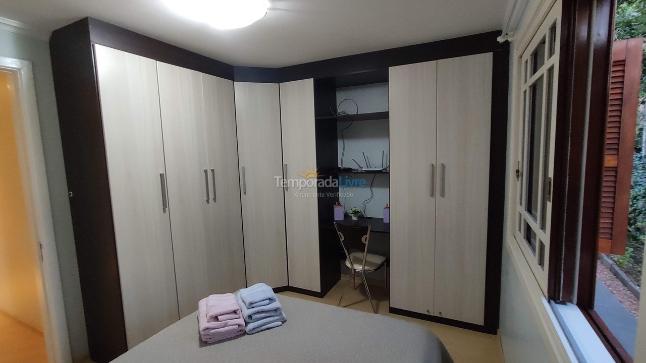 Apartamento para aluguel de temporada em Bento Gonçalves (Borgo)