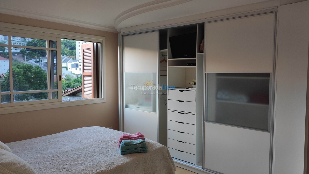 Apartamento para aluguel de temporada em Bento Gonçalves (Borgo)