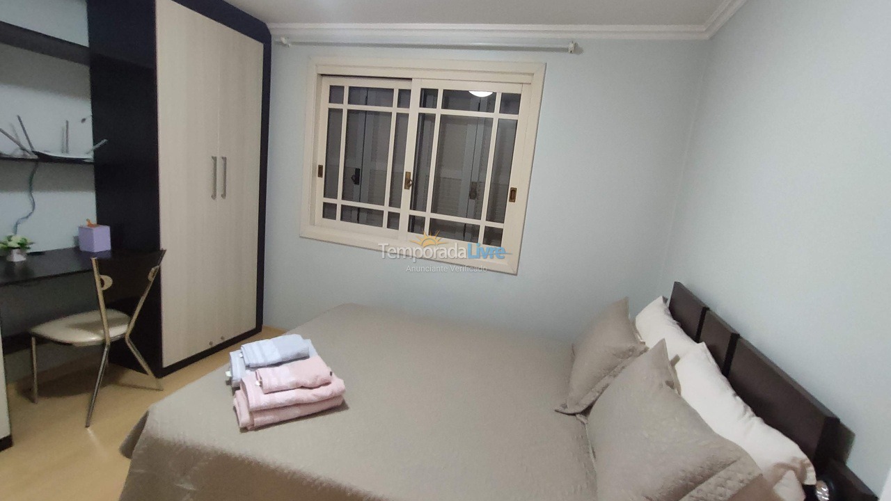 Apartamento para aluguel de temporada em Bento Gonçalves (Borgo)