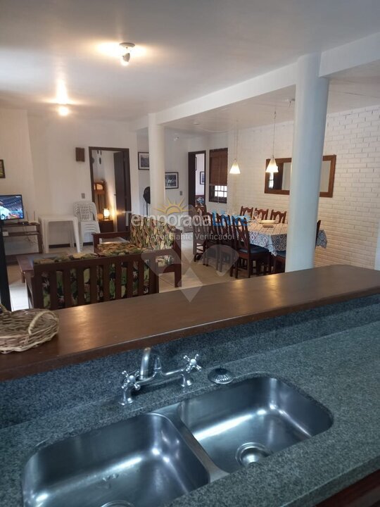 Apartamento para alquiler de vacaciones em Garopaba (Morrinhos)