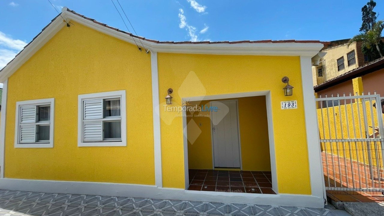 Casa para alquiler de vacaciones em Garopaba (Centro)