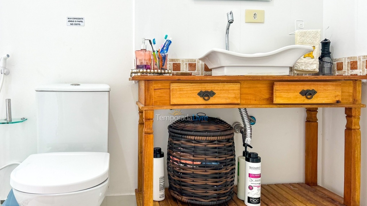 Casa para aluguel de temporada em Bertioga (Guaratuba)