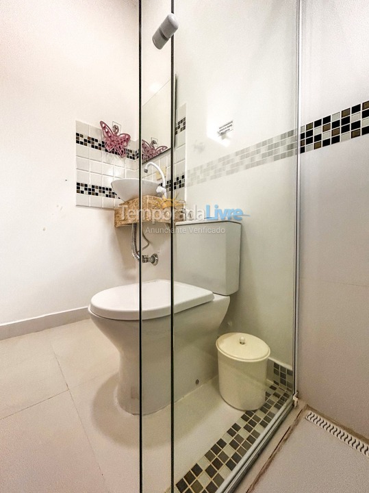 Casa para aluguel de temporada em Bertioga (Guaratuba)