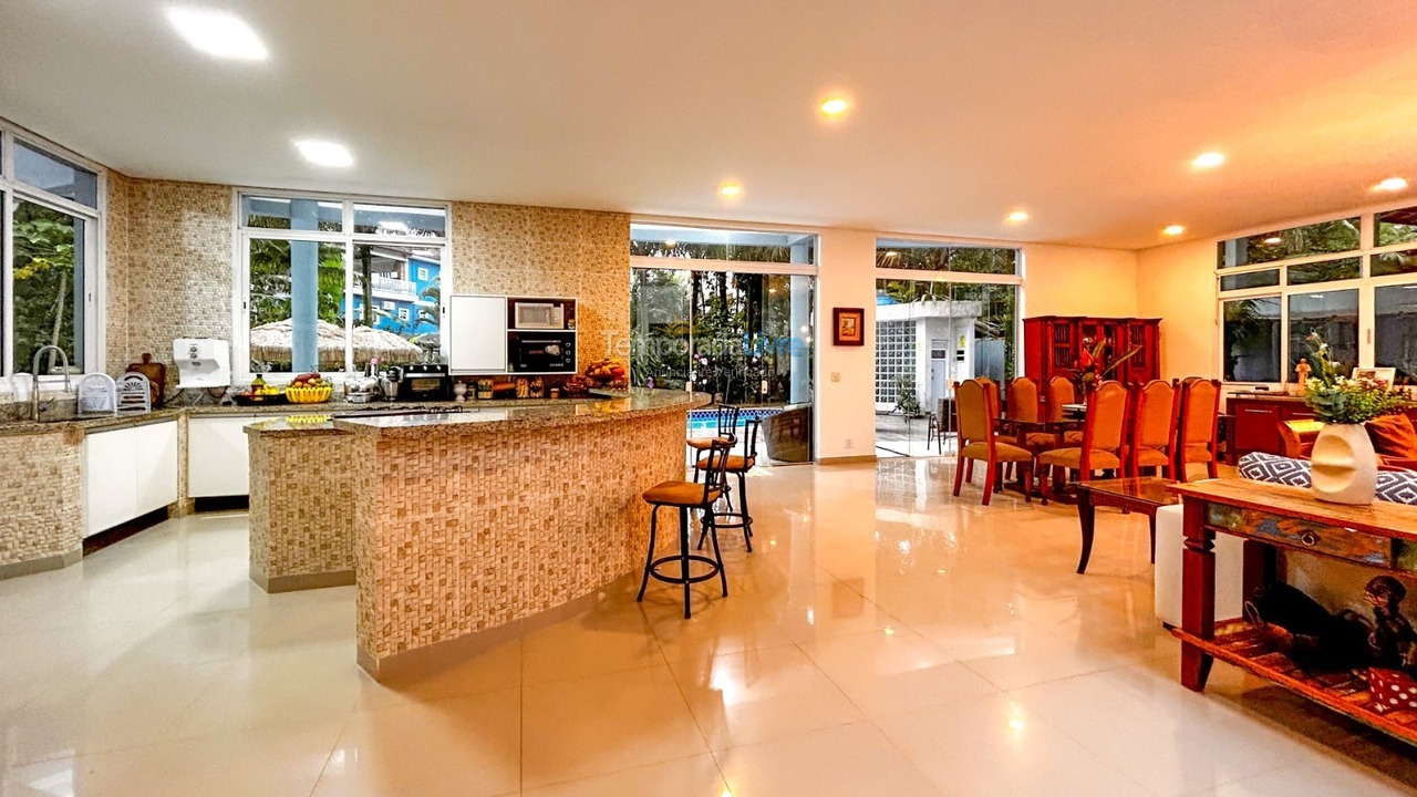 Casa para aluguel de temporada em Bertioga (Guaratuba)