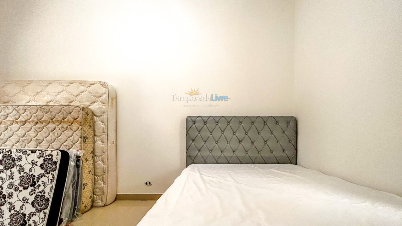 Casa para aluguel de temporada em Bertioga (Guaratuba)