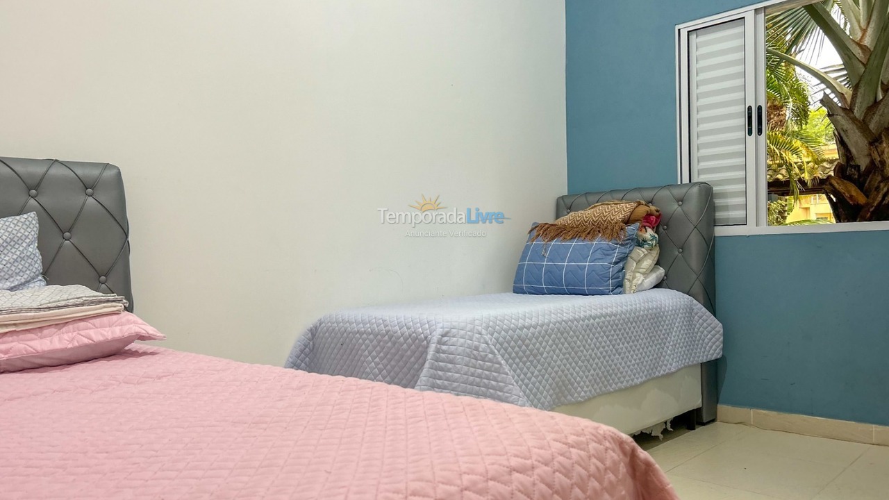 Casa para aluguel de temporada em Bertioga (Guaratuba)