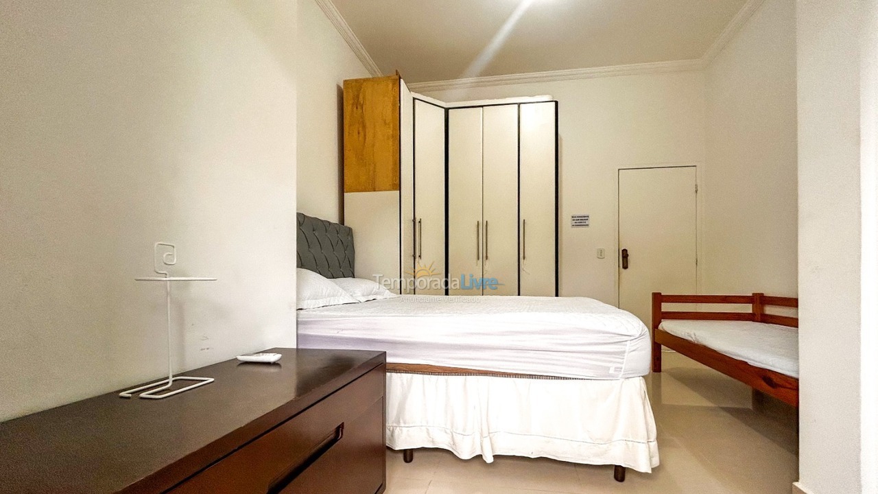 Casa para aluguel de temporada em Bertioga (Guaratuba)