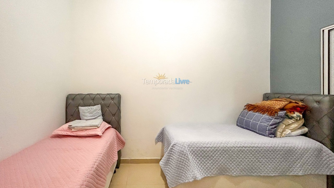 Casa para aluguel de temporada em Bertioga (Guaratuba)