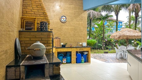 Lindo sobrado 5 suítes com Ar Condicionado