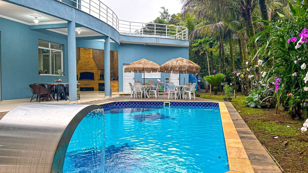 Casa para aluguel de temporada em Bertioga (Guaratuba)