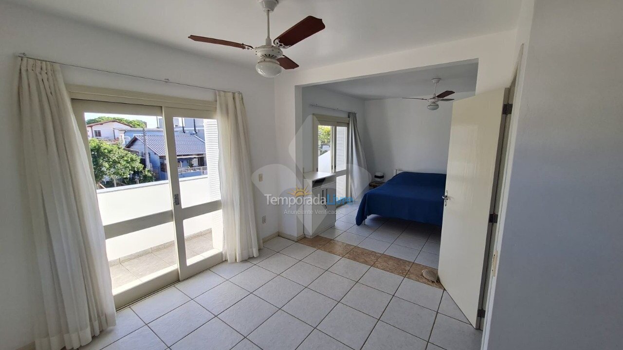 Casa para alquiler de vacaciones em Garopaba (Centro)