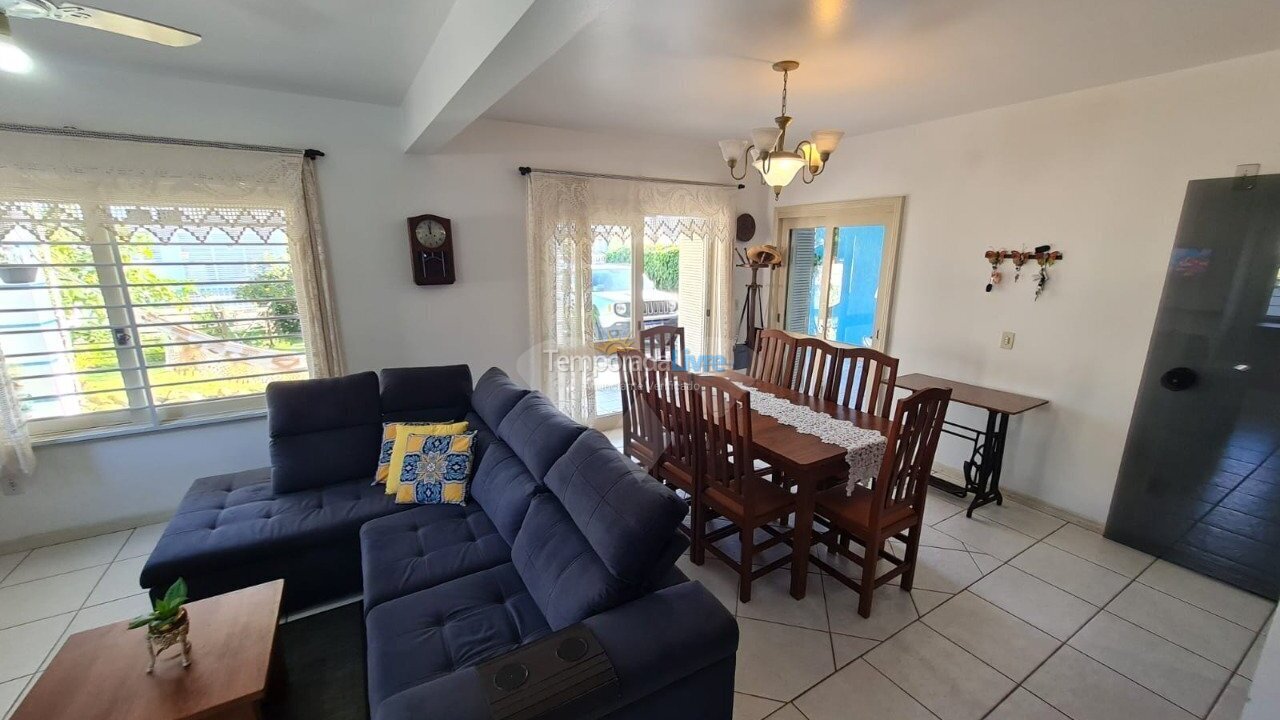 Casa para alquiler de vacaciones em Garopaba (Centro)