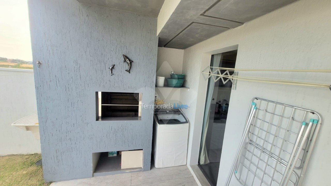 Casa para aluguel de temporada em Garopaba (Ambrosio)