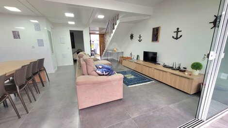 Casa Temporada p/ 9 pessoas no bairro Ambrósio em Garopaba/SC