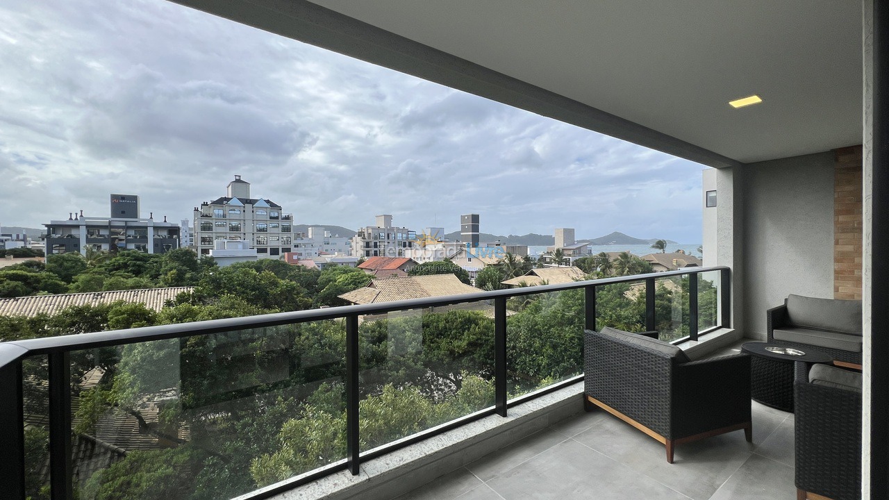 Apartamento para aluguel de temporada em Bombinhas (Canto Grande)