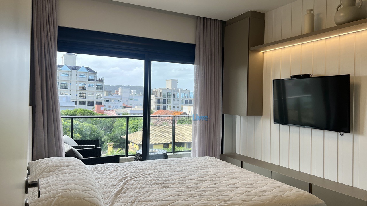 Apartamento para aluguel de temporada em Bombinhas (Canto Grande)