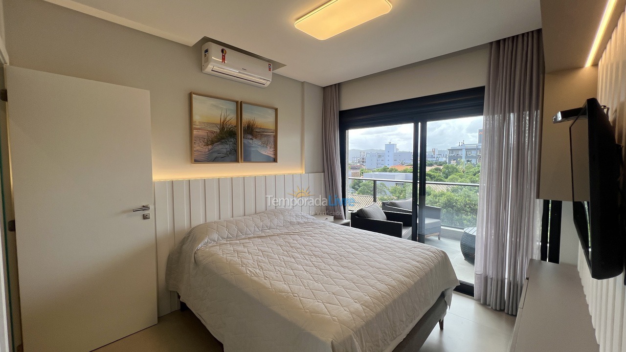 Apartamento para aluguel de temporada em Bombinhas (Canto Grande)